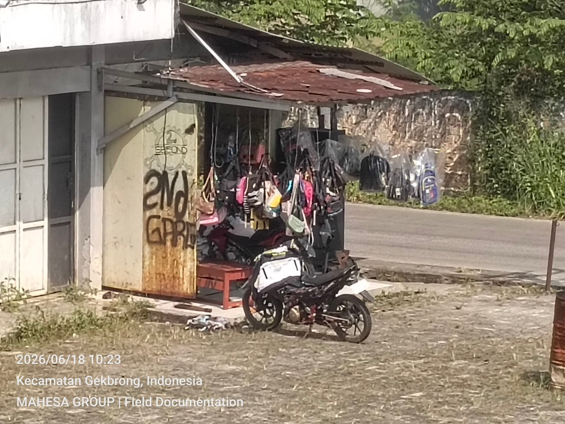 Akses jalan menuju lokasi di jalur Cianjur – Gunung Padang, Gekbrong